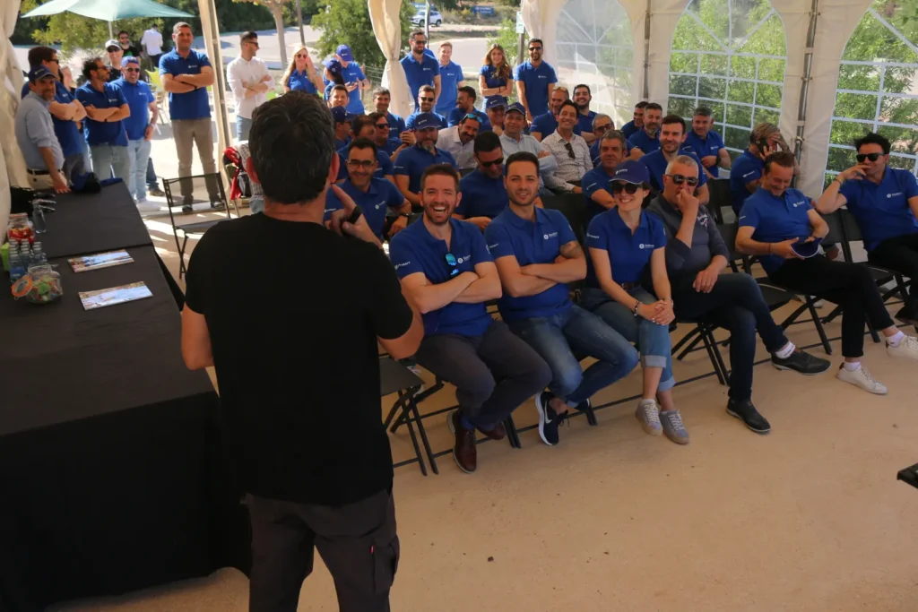 Briefing a un grupo de empresa